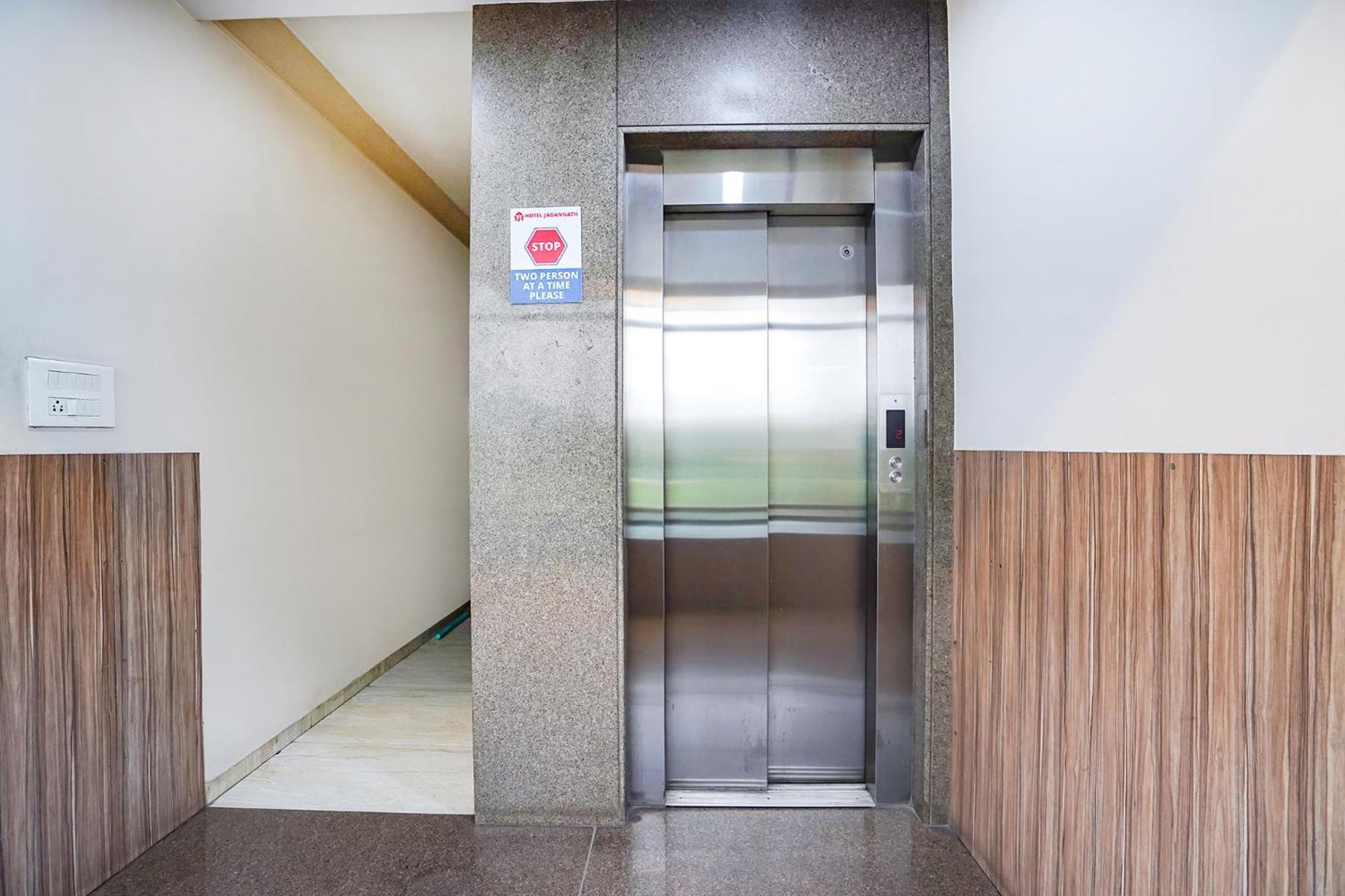 נאגפור Fabhotel Jagannath - Nr Platinum Hospital, Sitabuldi מראה חיצוני תמונה