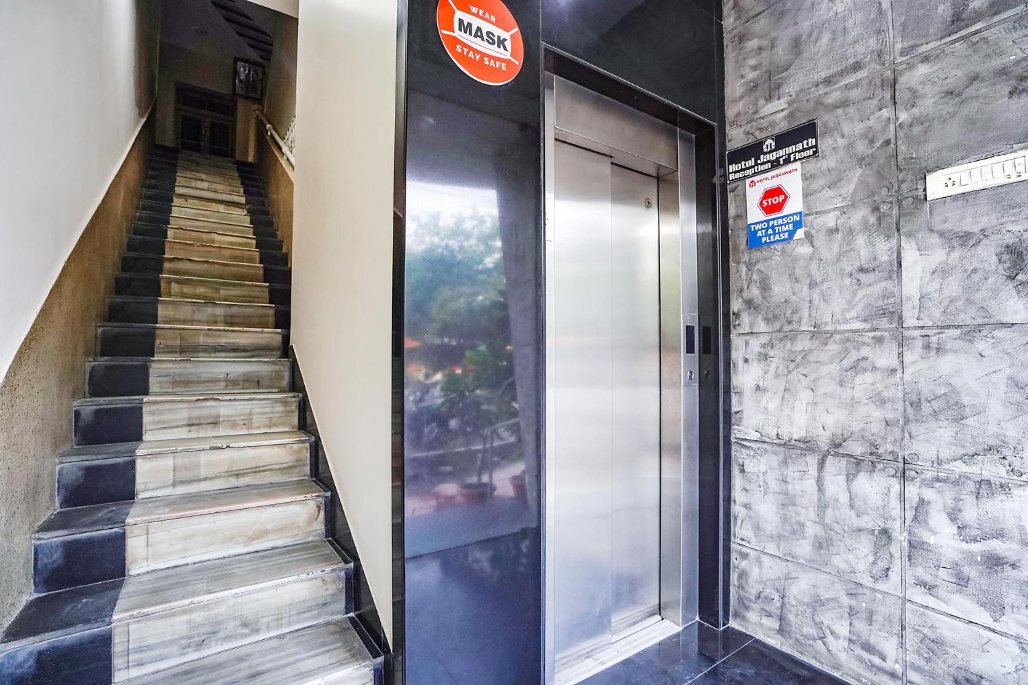 נאגפור Fabhotel Jagannath - Nr Platinum Hospital, Sitabuldi מראה חיצוני תמונה